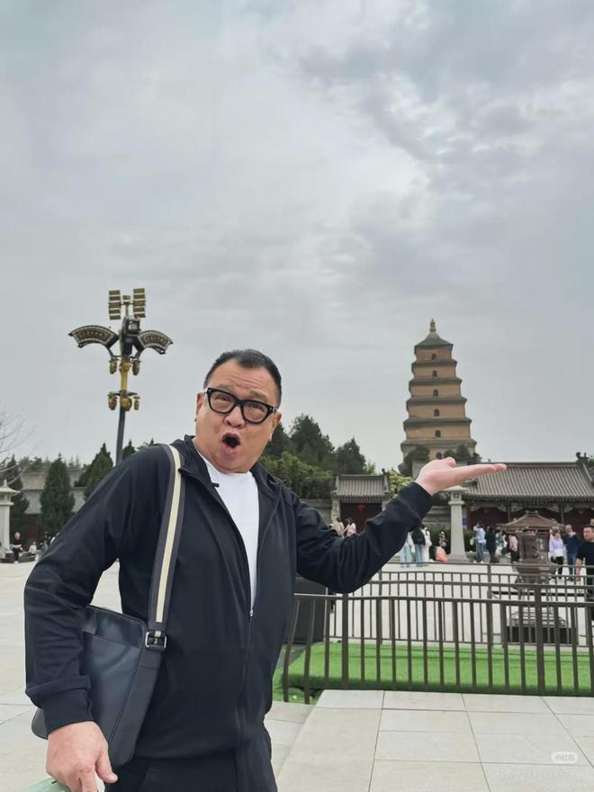 盐商富甲一方亿万身家近日同囡囡西安被捕获人生就是博-尊龙凯时金牌绿叶祖上是四大(图2)
